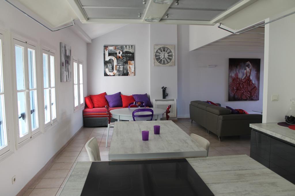 Le Loft De La Robine 110M2 Apartment Narbonne Room photo